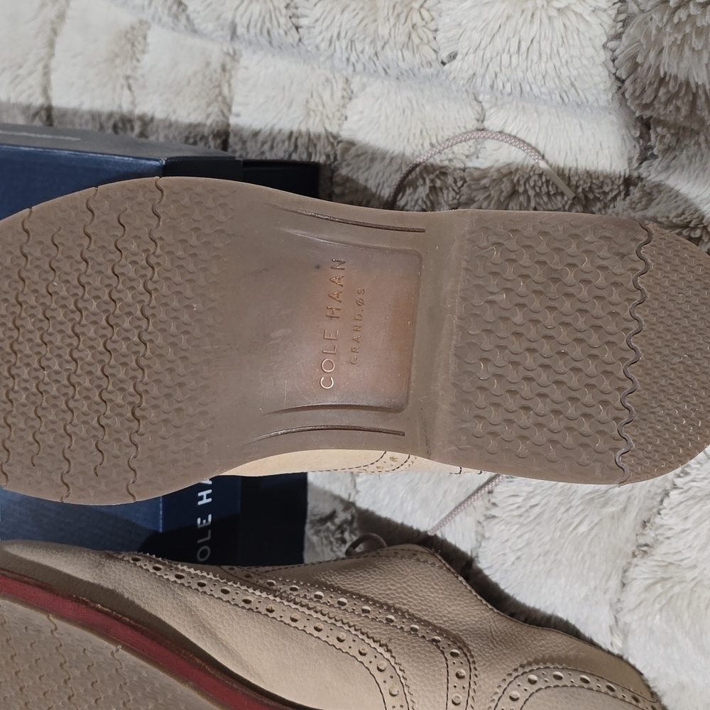 Wingtip suede Cole Haan men's shoes. Size 12 - Picture 5 of 7